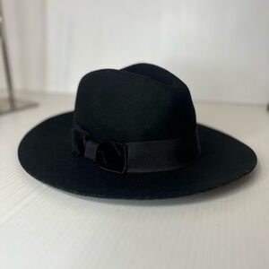August 100% Wool Classic Black Fedora Hat